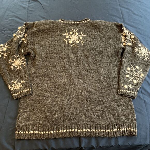 VTG Christopher & Banks Hand Knit Sweater Pullover Snowflakes Christmas Winter - Picture 4 of 6
